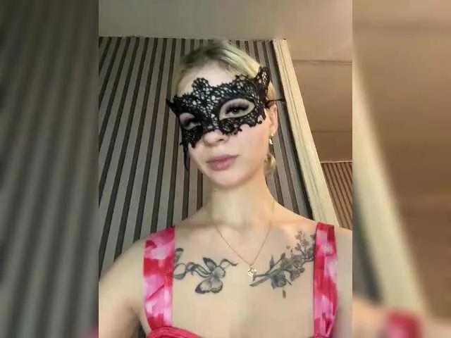 -LittleWitch-'s avatar