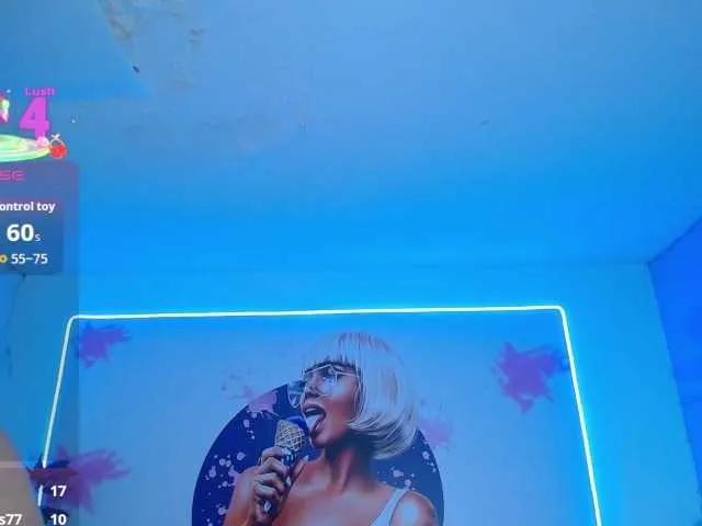 cristal-horny19 on BongaCams