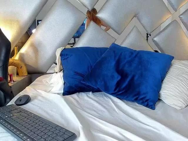 Freechat CRISTALEVANS-VC on BongaCams