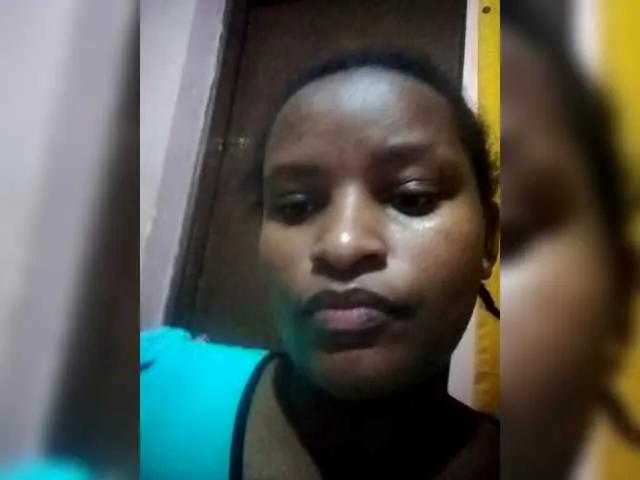 Offline Emphi-30 on BongaCams