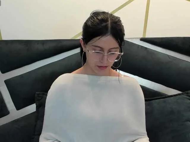 maddy-jacksonw on BongaCams 