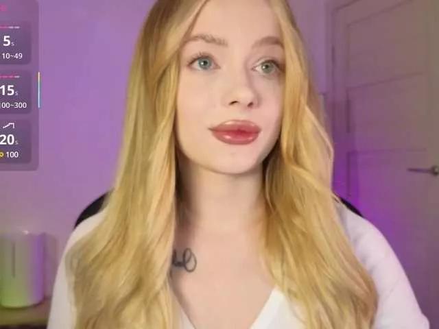 Freechat mayshy on BongaCams