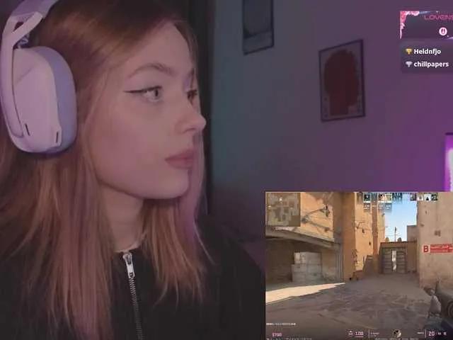 Freechat mayshy on BongaCams