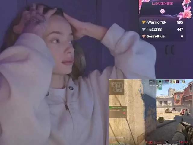 Freechat mayshy on BongaCams