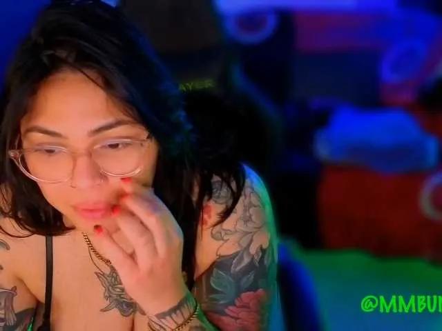 Freechat Miacanelaxo on BongaCams