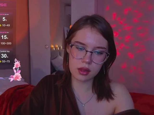 Offline MiaLuw on BongaCams