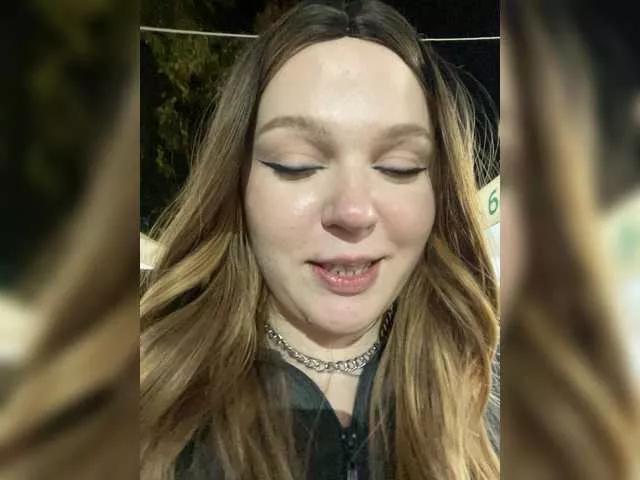 Monna-Krrrista on BongaCams