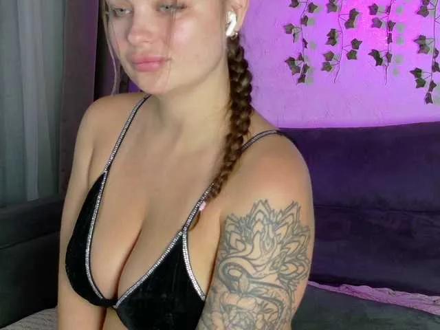 Starstorm on BongaCams