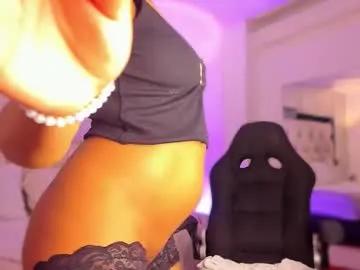 Freechat _curly_girl_ on Chaturbate