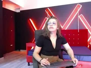 _isaabellaa on Chaturbate
