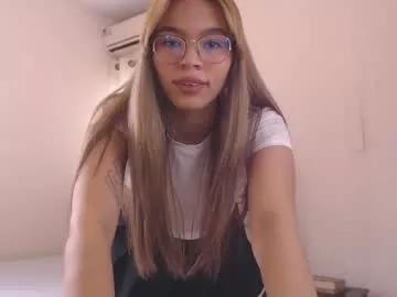 adria_ross on Chaturbate