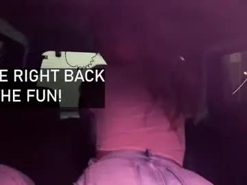 adria_ross on Chaturbate