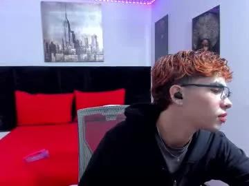 Freechat aiiden_15 on Chaturbate