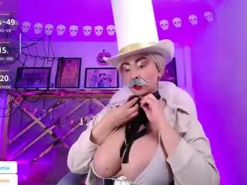 andrea_bloomix on Chaturbate