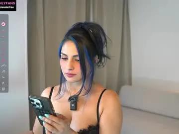 annieguzman_ on Chaturbate 