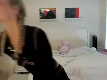 Freechat ariah_is_blonde on Chaturbate