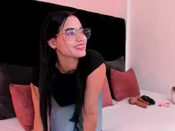 ariel_jonnes on Chaturbate