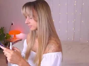 Freechat artease on Chaturbate