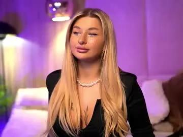 Freechat avashay on Chaturbate