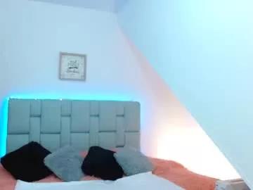 Freechat cailyn_briona on Chaturbate