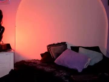 chrristopher77 on Chaturbate 