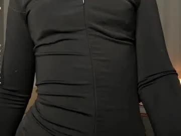 Freechat darklycurious on Chaturbate