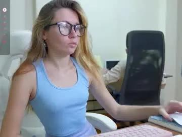 Freechat ellcrys on Chaturbate