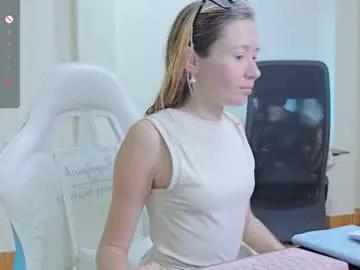 Freechat ellcrys on Chaturbate