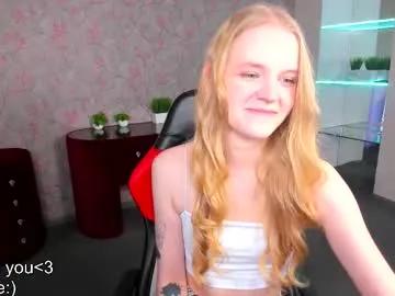 erica_coy_ — Goal: sexy tour of my cleavage  Its my first time on this site:) im #new #18 #teen #skinny and little bit #shy girl  [21 tokens remaining]
