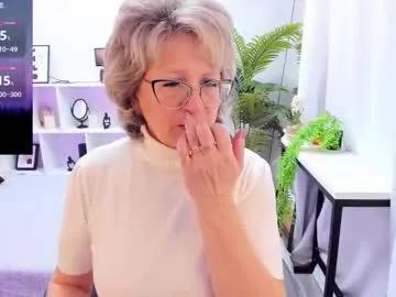 evelynblissful — Play with naked nipples! #milf #bigboobs #mature #glasses #blonde [359 tokens remaining]