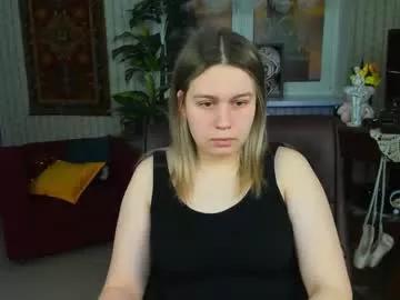 Freechat fioramarmoris on Chaturbate