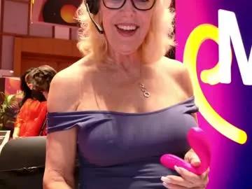 Freechat fitcougarcb on Chaturbate