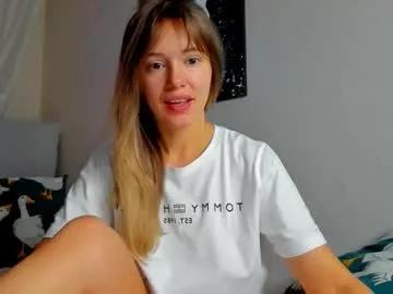 foxy_blond — GOAL: love you Foxy  Welcome to my rooms #squirt #hairy #anal #footfetish #milf