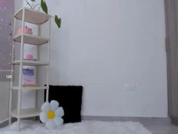 girl_alana on Chaturbate