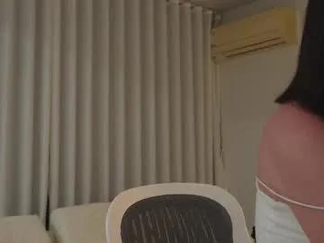 gloriamillss on Chaturbate