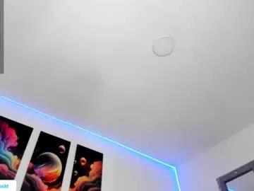 goldenhugecocktss on Chaturbate