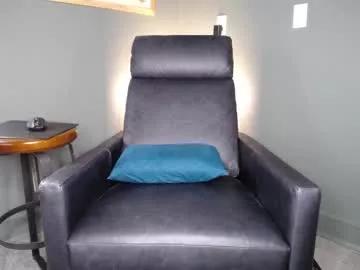 Freechat holenextdoor on Chaturbate