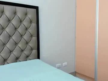 Freechat hottiepinay21 on Chaturbate