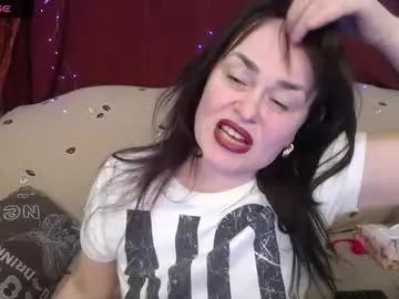 Freechat hotzlata on Chaturbate