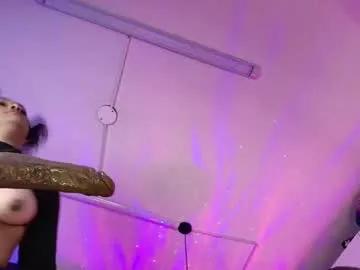 Freechat inndrahot on Chaturbate