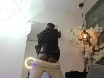 italomoore on Chaturbate