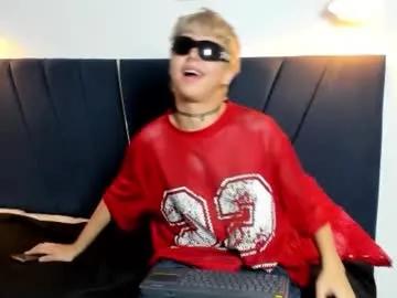 jaxson_cum on Chaturbate