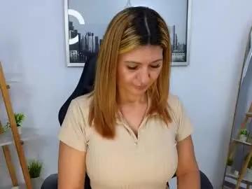 jessey_adams on Chaturbate