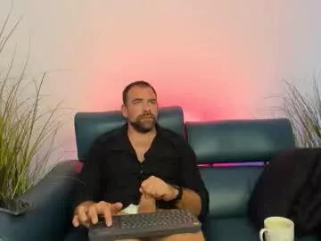 Freechat johnnydough82 on Chaturbate