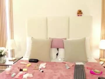 julietastong's avatar