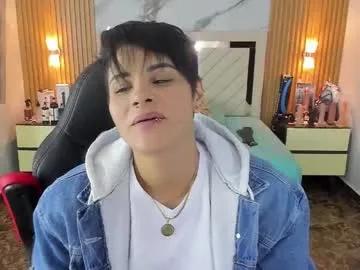 karolandluna on Chaturbate