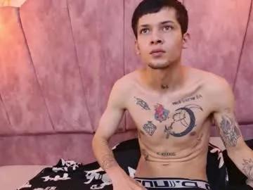 kendalltaylorr on Chaturbate