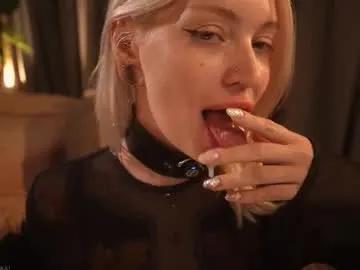 Freechat kinkylina_ on Chaturbate