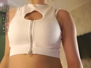 Freechat kittiesland on Chaturbate