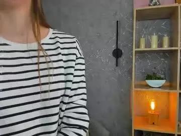 lakishaclepper — Goal: oil on tits + water Hello, my name is Bella, I'm #new here!! #shy #18 #lovense #teen [66 tokens remaining]